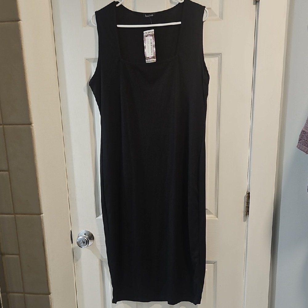 Boohoo Black Midi Dress